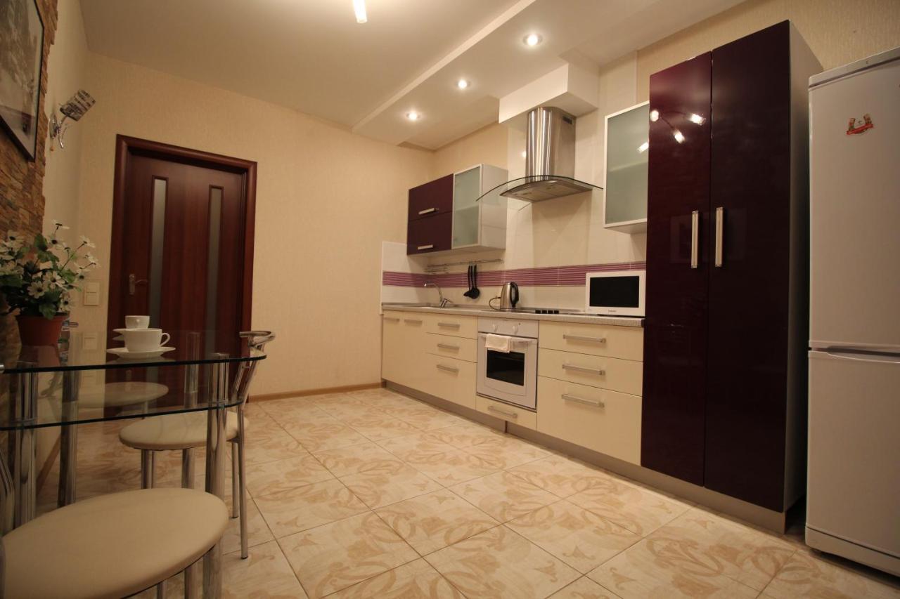 Panoramic View Lux Apartment On Metro Osokorky Kiev Esterno foto